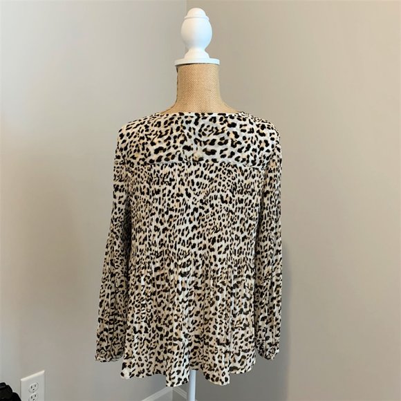 NWT Banana Republic Top Blouse Cheetah Print Pleated MP NWT - Picture 3 of 8
